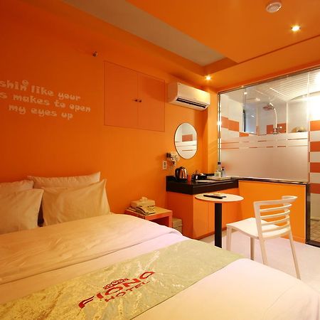 Fiona Hotel Seoul Værelse billede