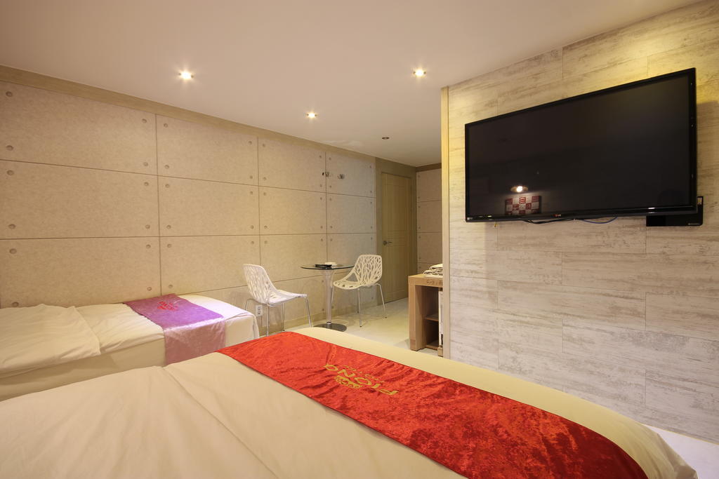 Fiona Hotel Seoul Værelse billede